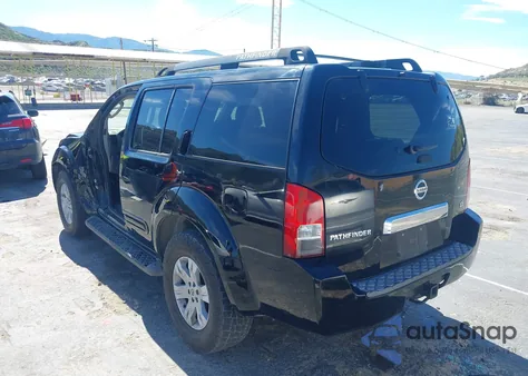 2006 Nissan Pathfinder Le из США, поврежденный, VIN 5N1AR18U76C613873